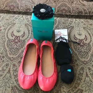 Tieks Poppy